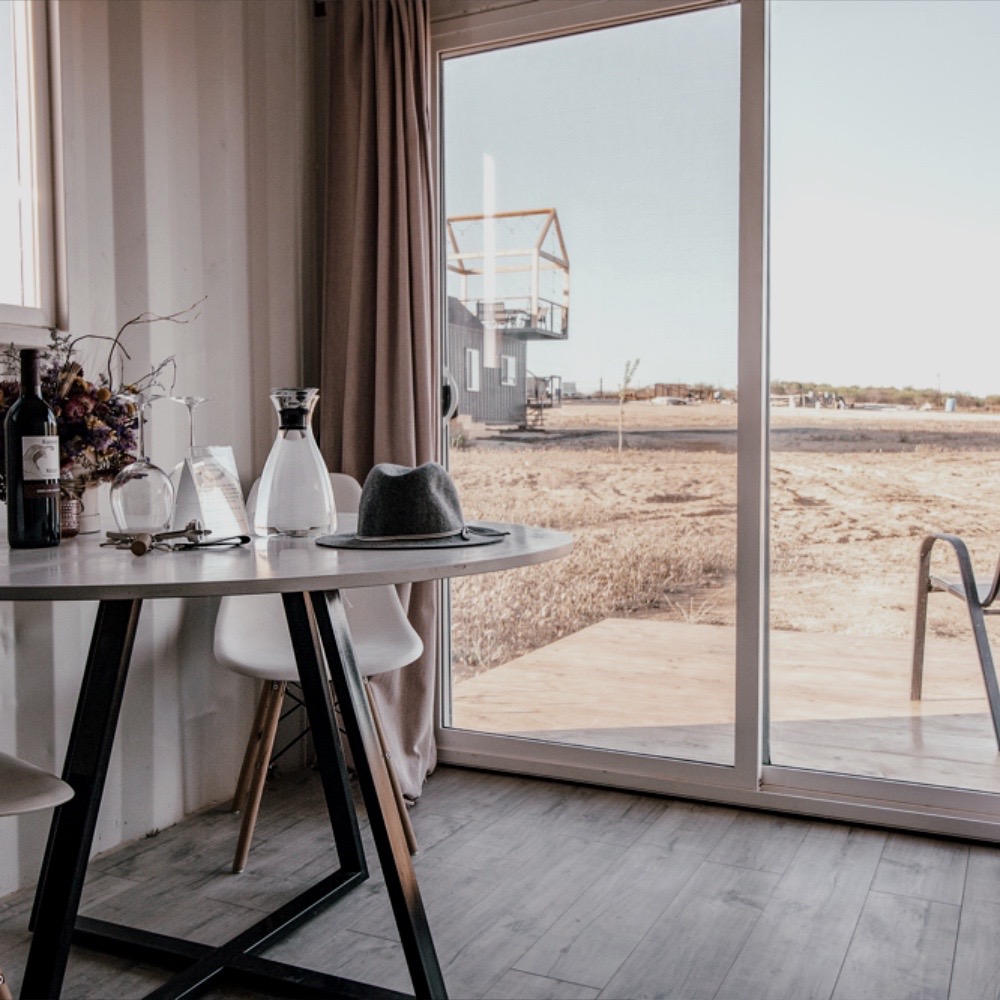 Room on the first floor with great view of beach